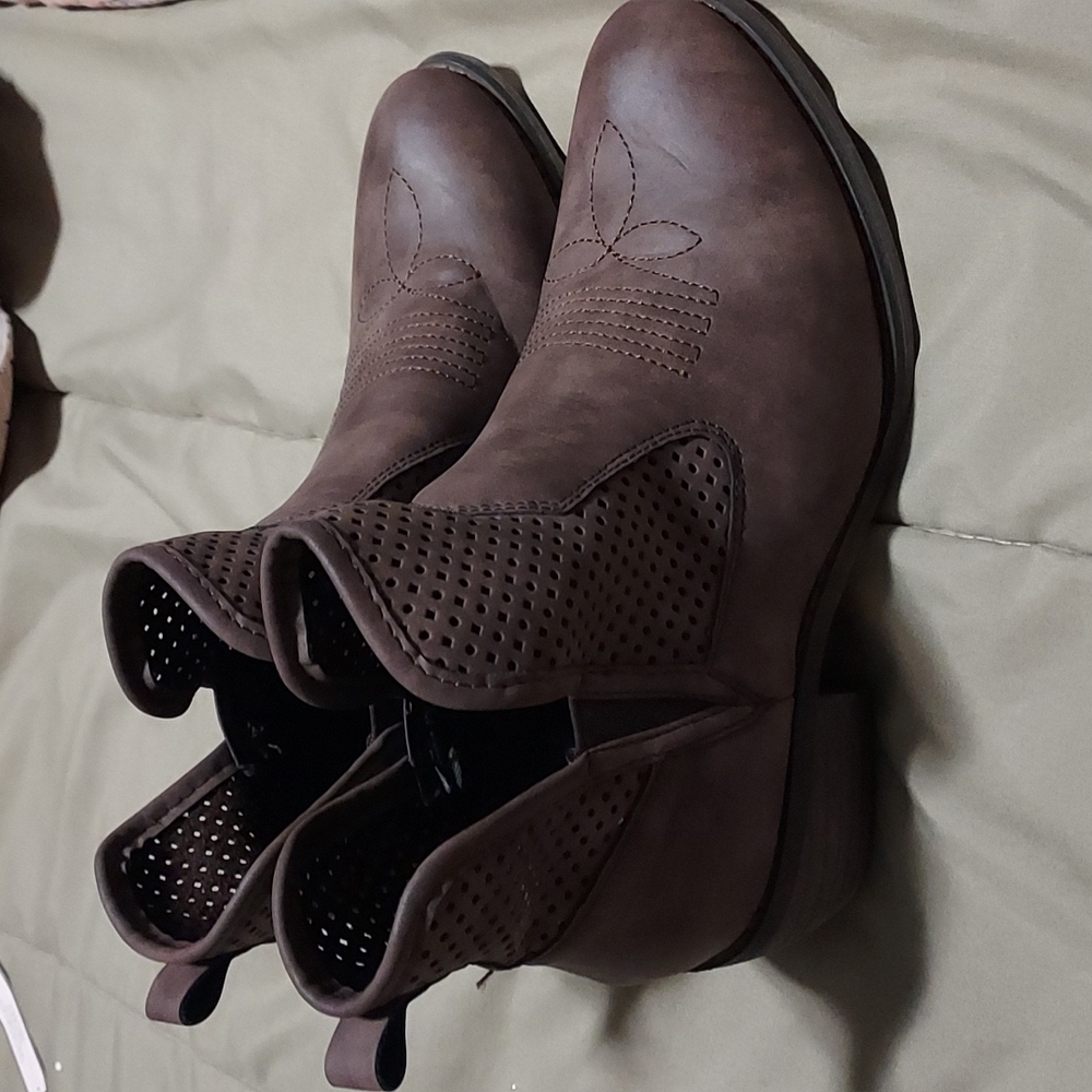 Womens booties